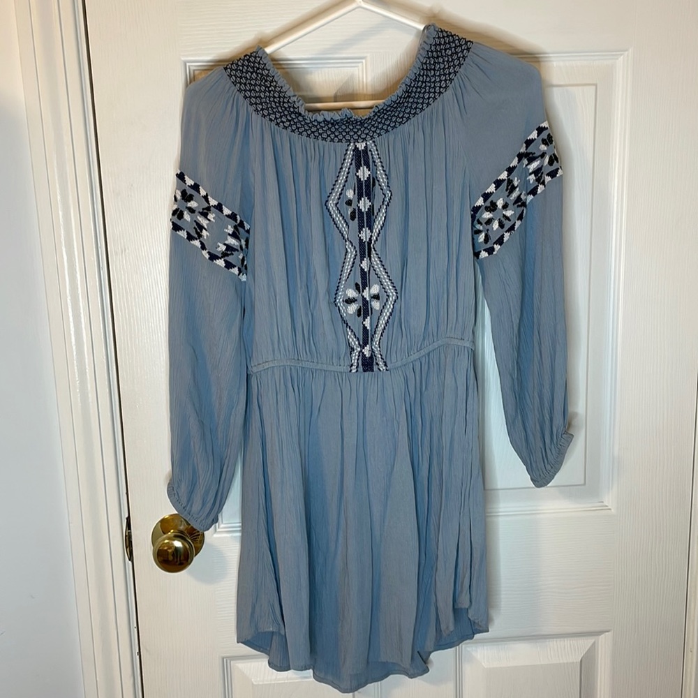 Rip curl dress size small off the shoulder